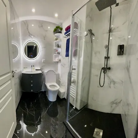 아파트 Confort Vue Et Parking Prive *